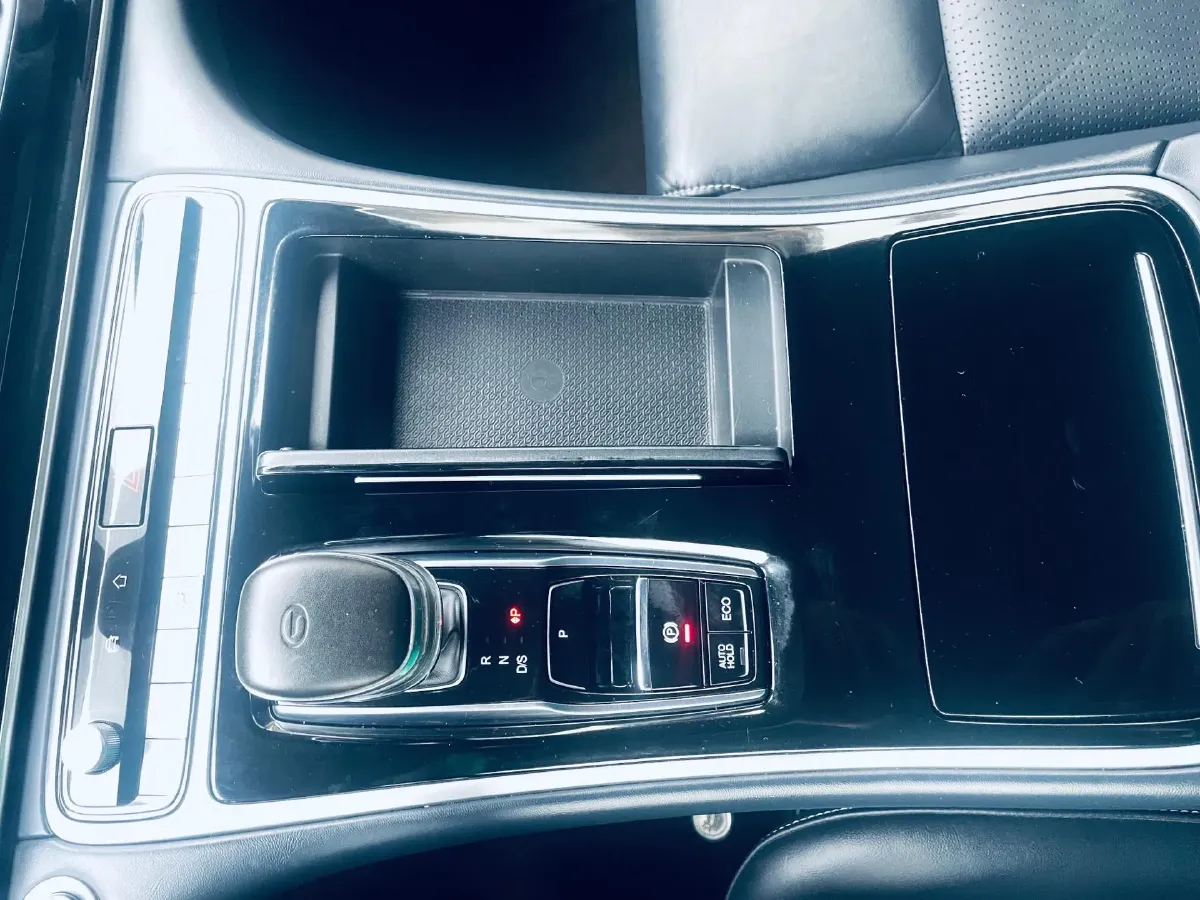 2021 GAC Trumpchi M8 2.0T 252HP L4 8AT,autocango,china used car exporter,china ev exporter,chinese used car exporter,chinese used ev exporter