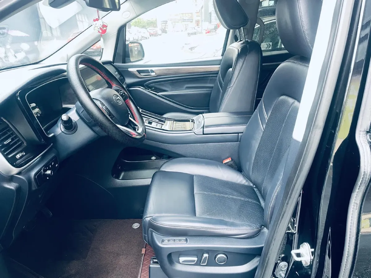 2021 GAC Trumpchi M8 2.0T 252HP L4 8AT,autocango,china used car exporter,china ev exporter,chinese used car exporter,chinese used ev exporter