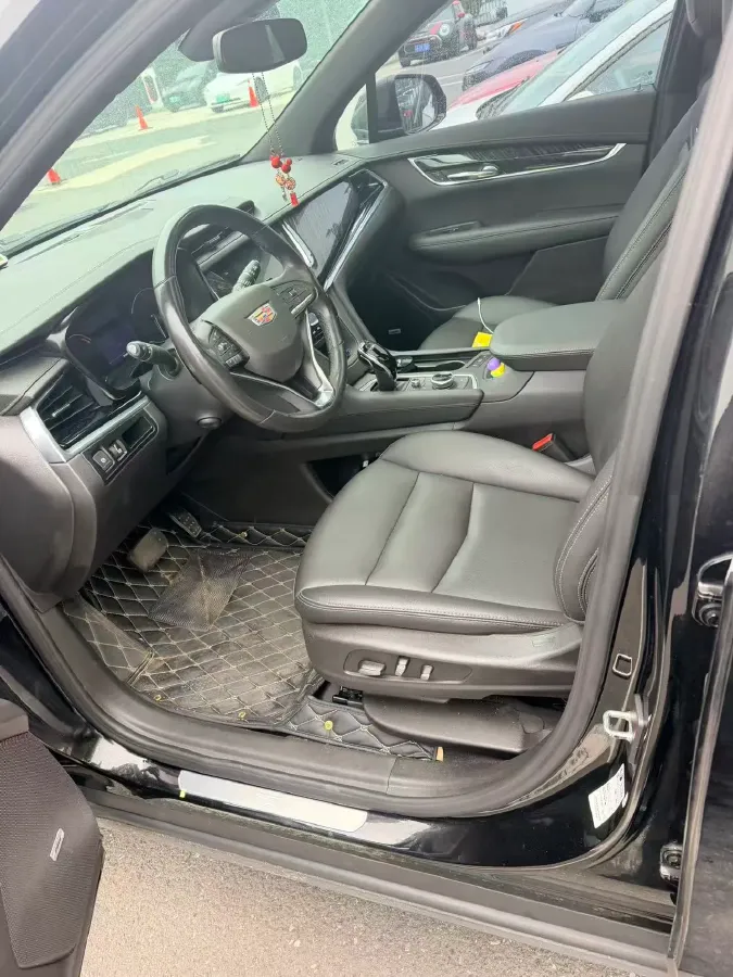 2022 Cadillac XT6 2.0T 237HP L4 9AT,autocango,china used car exporter,china ev exporter,chinese used car exporter,chinese used ev exporter