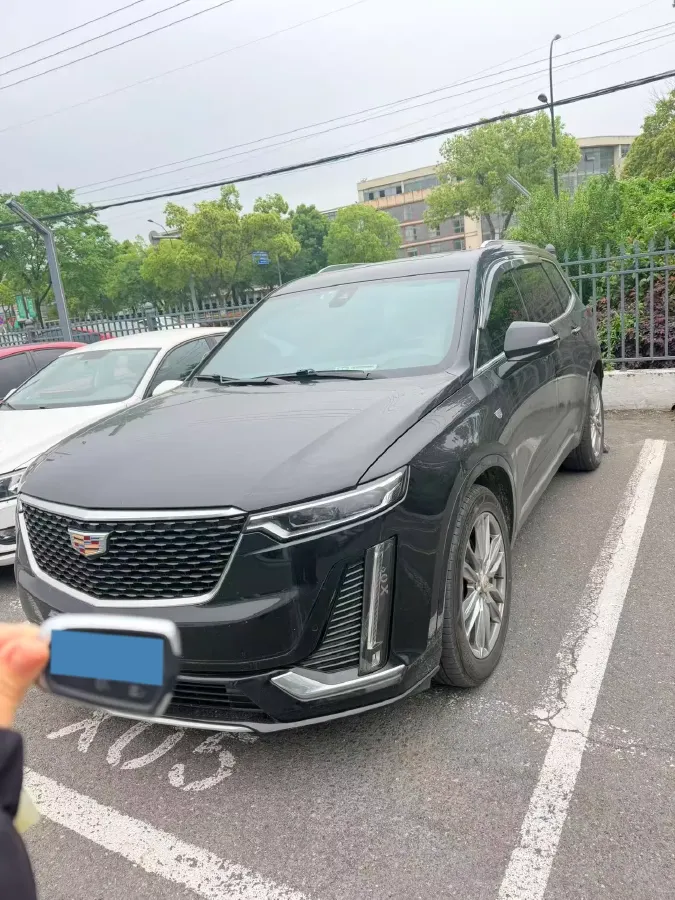 2022 Cadillac XT6 2.0T 237HP L4 9AT,autocango,china used car exporter,china ev exporter,chinese used car exporter,chinese used ev exporter