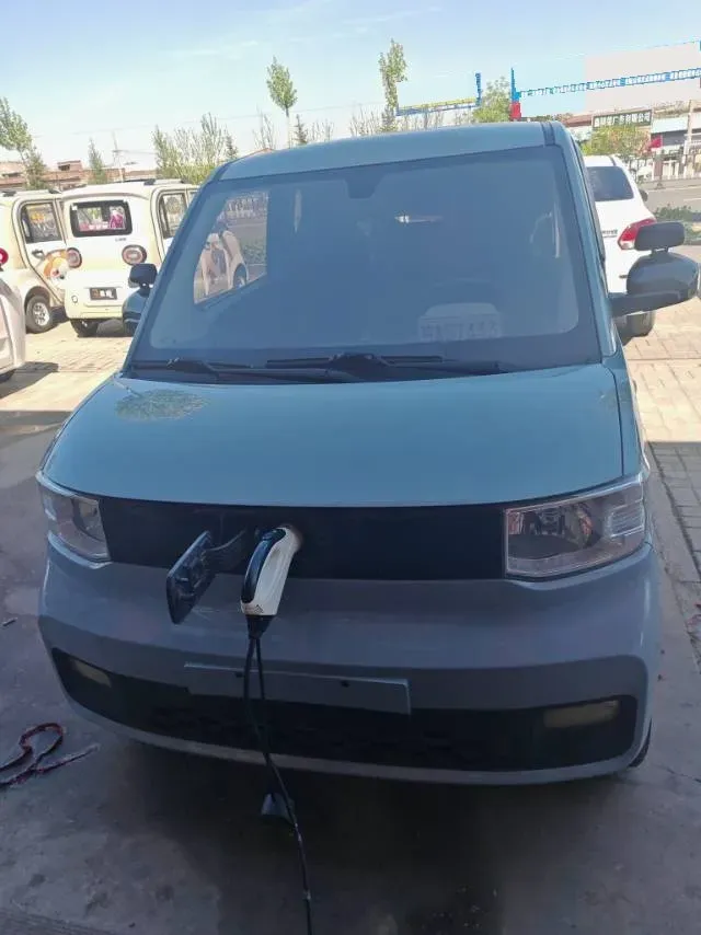 2020 WuLing HongGuang MINI EV BEV 13.8KWH,autocango,china used car exporter,china ev exporter,chinese used car exporter,chinese used ev exporter
