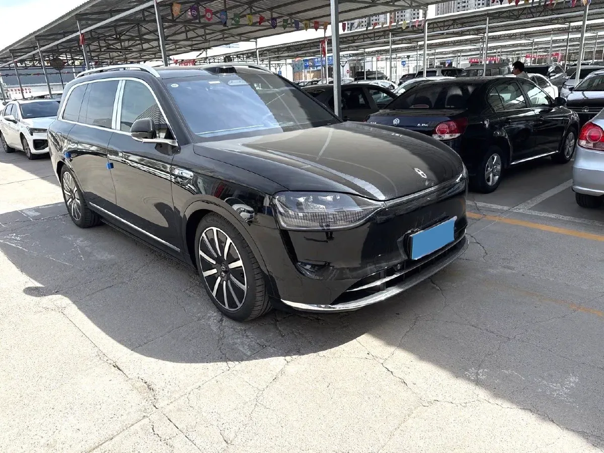 2025 AITO AITO M9 REEV 160HP REEV 52KWH,autocango,china used car exporter,china ev exporter,chinese used car exporter,chinese used ev exporter