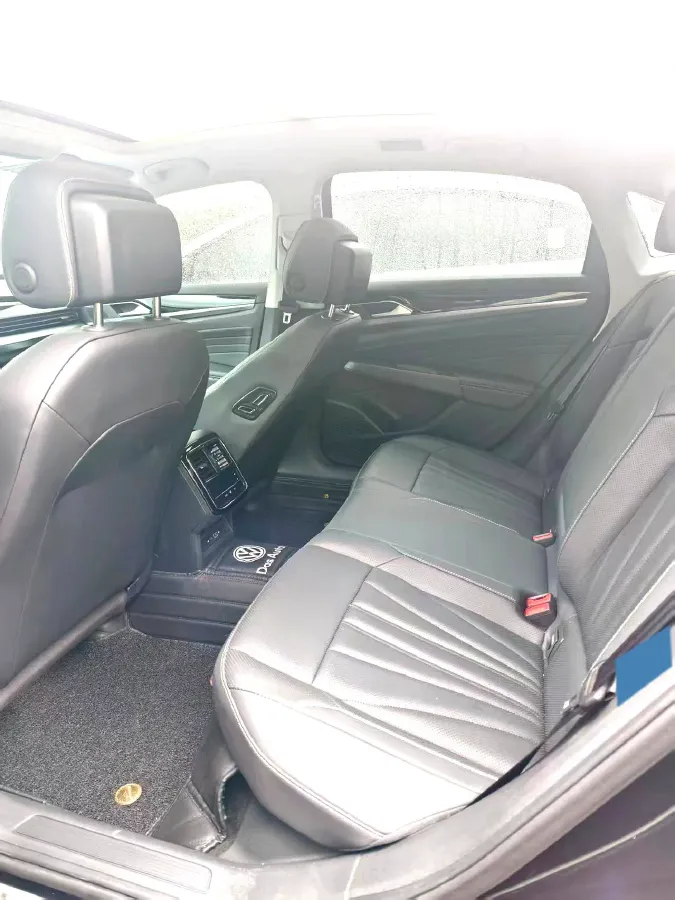 2025 Volkswagen Passat 2.0T 186HP L4 7DCT,autocango,china used car exporter,china ev exporter,chinese used car exporter,chinese used ev exporter