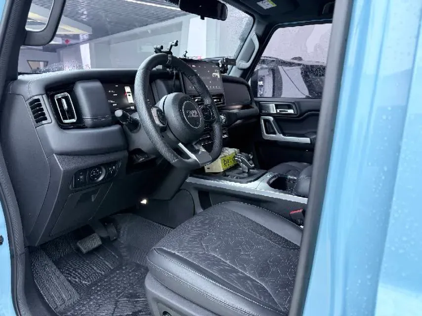 2025 212 212 T01 2.0T 252HP L4 8AT,autocango,china used car exporter,china ev exporter,chinese used car exporter,chinese used ev exporter