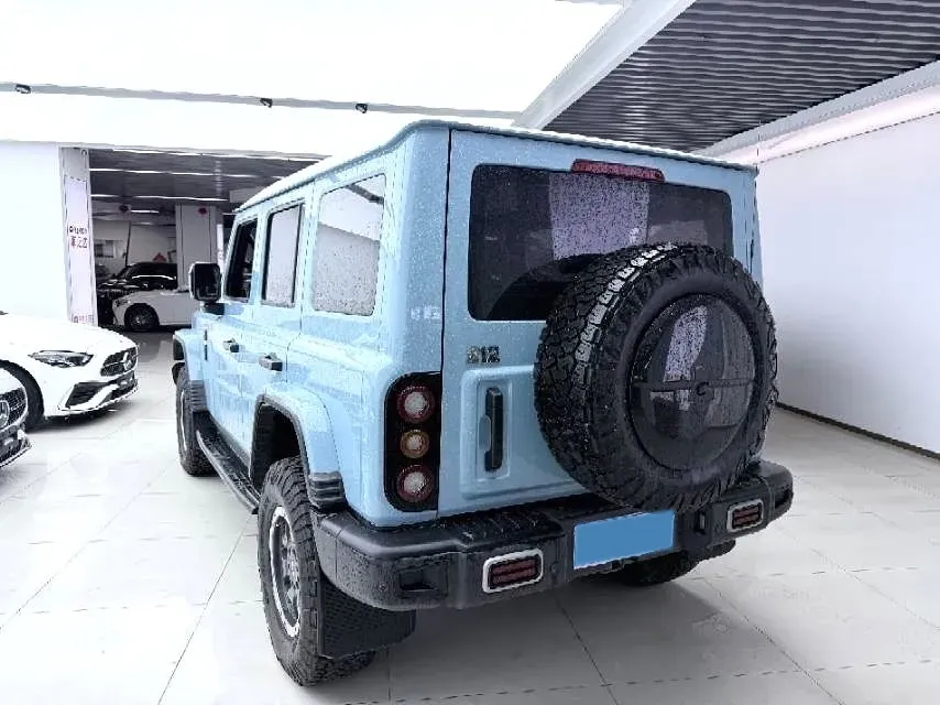 2025 212 212 T01 2.0T 252HP L4 8AT,autocango,china used car exporter,china ev exporter,chinese used car exporter,chinese used ev exporter