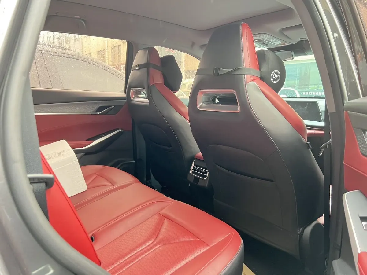 2022 ChangAn CS75 Plus 1.5T 178HP L4 6AT,autocango,china used car exporter,china ev exporter,chinese used car exporter,chinese used ev exporter