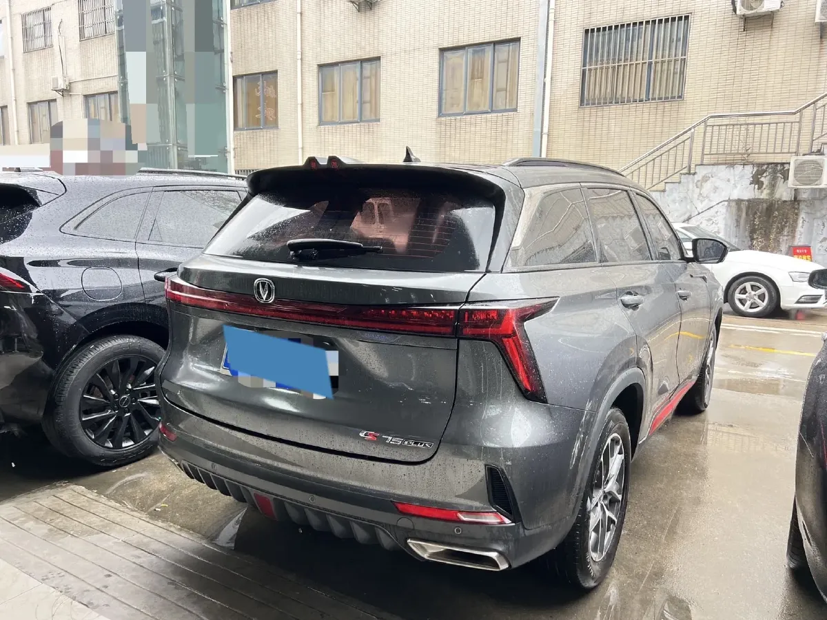 2022 ChangAn CS75 Plus 1.5T 178HP L4 6AT,autocango,china used car exporter,china ev exporter,chinese used car exporter,chinese used ev exporter