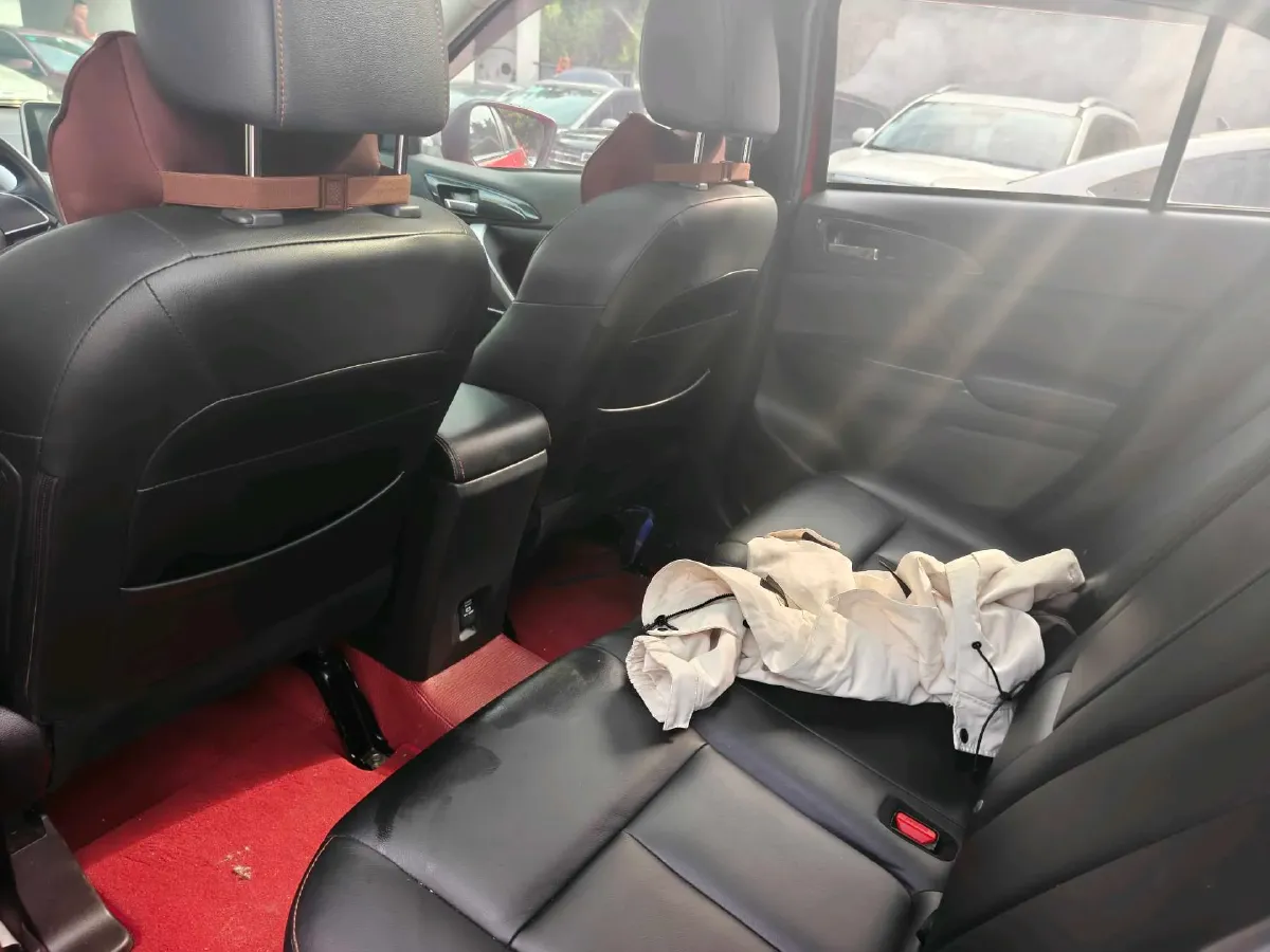 2019 Mitsubishi Eclipse Cross 1.5T 170HP L4 CVT,autocango,china used car exporter,china ev exporter,chinese used car exporter,chinese used ev exporter