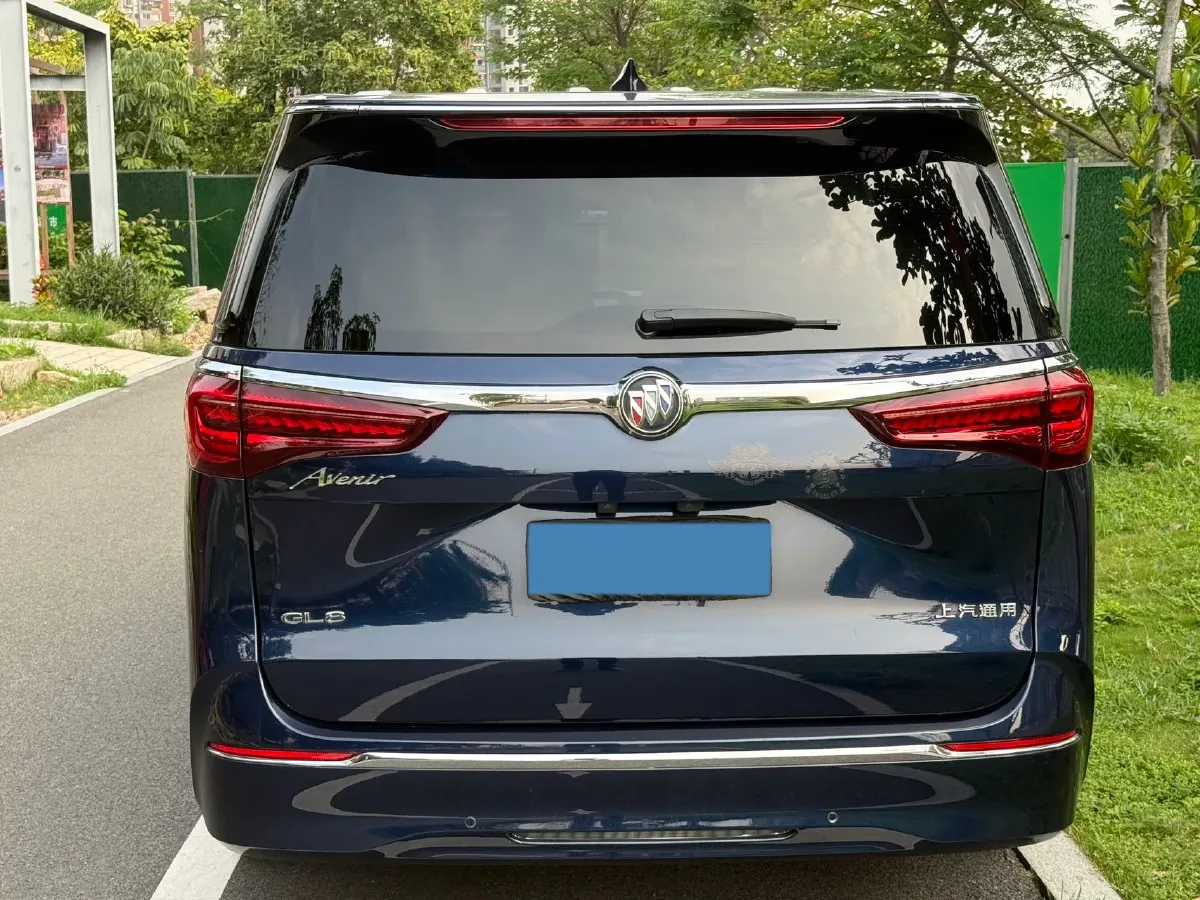 2020 Buick GL8 2.0T 237HP L4 9AT,autocango,china used car exporter,china ev exporter,chinese used car exporter,chinese used ev exporter