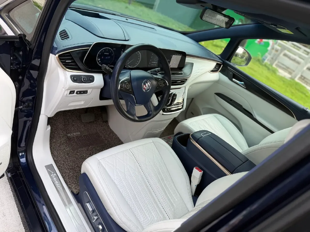 2020 Buick GL8 2.0T 237HP L4 9AT,autocango,china used car exporter,china ev exporter,chinese used car exporter,chinese used ev exporter