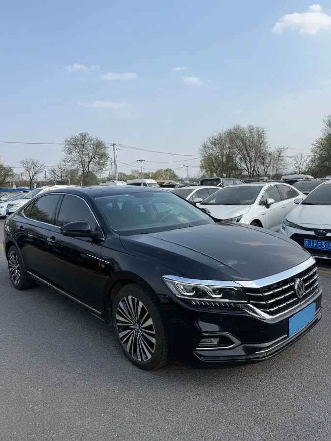 2019 Volvo V40 1.5T 152HP L4 6AT,autocango,china used car exporter,china ev exporter,chinese used car exporter,chinese used ev exporter