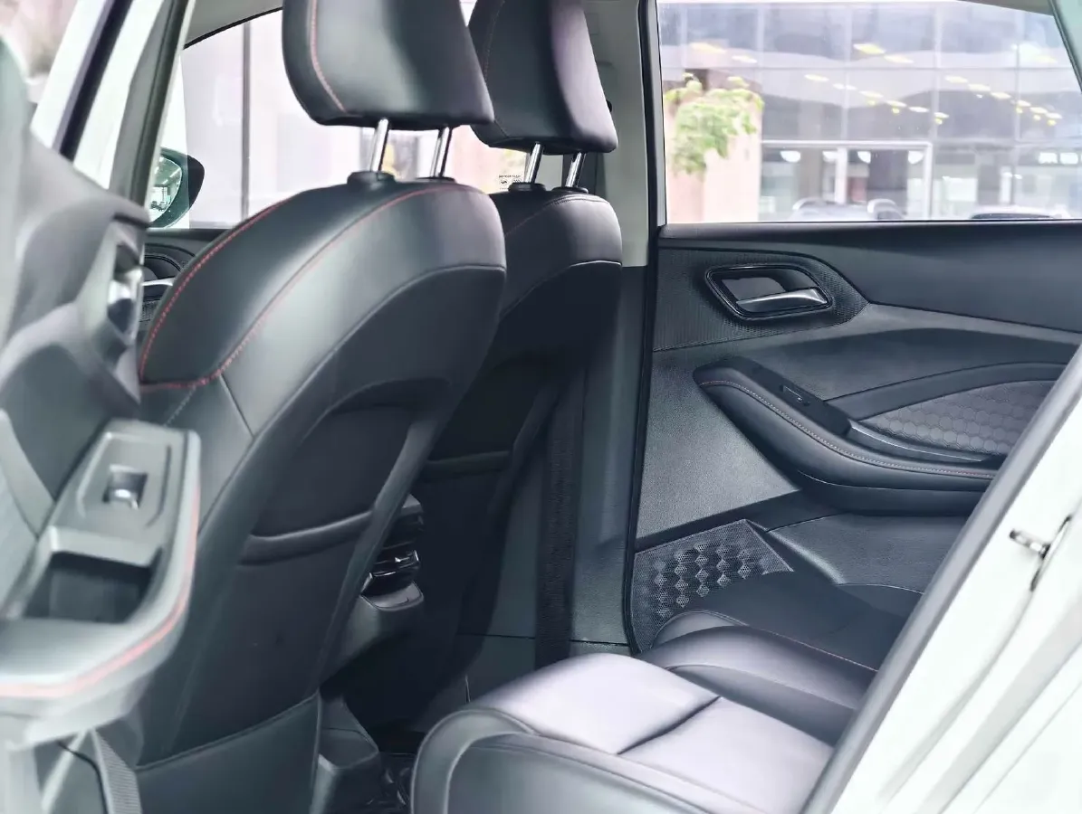 2023 MG 5 1.5L 129HP L4 CVT,autocango,china used car exporter,china ev exporter,chinese used car exporter,chinese used ev exporter