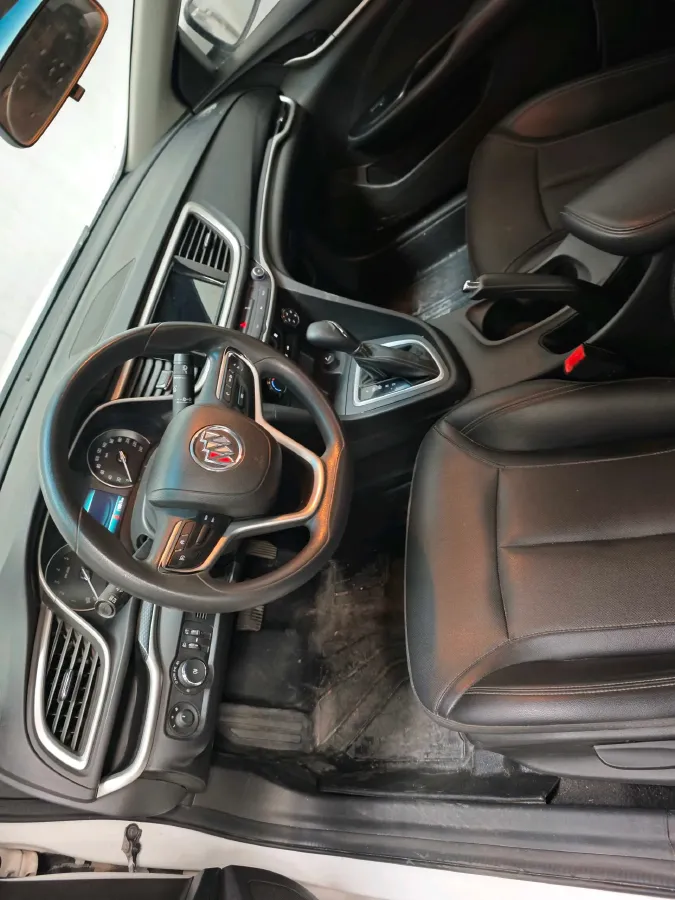 2021 Buick Excelle 1.5L 113HP L4 6AT,autocango,china used car exporter,china ev exporter,chinese used car exporter,chinese used ev exporter