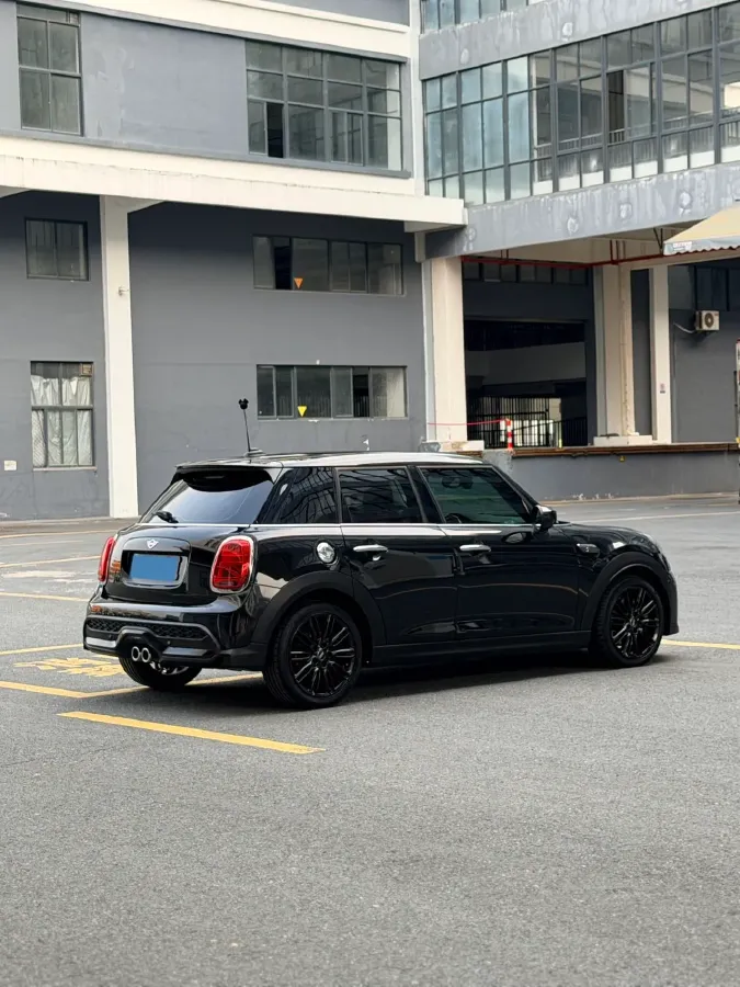 2022 MINI MINI 2.0T 192HP L4 7DCT,autocango,china used car exporter,china ev exporter,chinese used car exporter,chinese used ev exporter