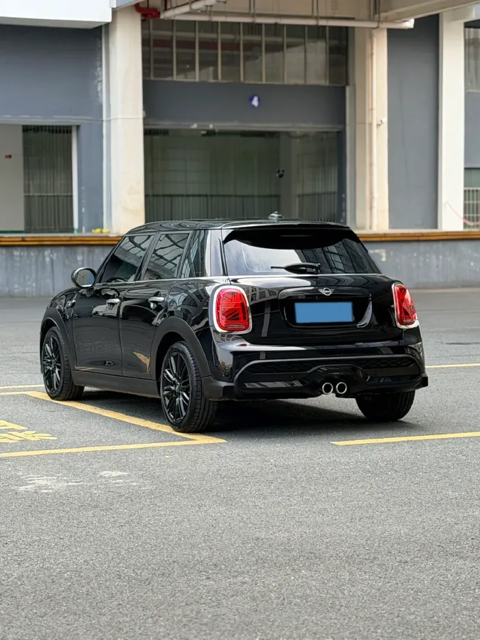2022 MINI MINI 2.0T 192HP L4 7DCT,autocango,china used car exporter,china ev exporter,chinese used car exporter,chinese used ev exporter