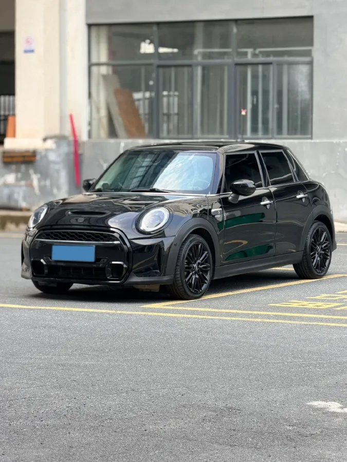2022 MINI MINI 2.0T 192HP L4 7DCT,autocango,china used car exporter,china ev exporter,chinese used car exporter,chinese used ev exporter