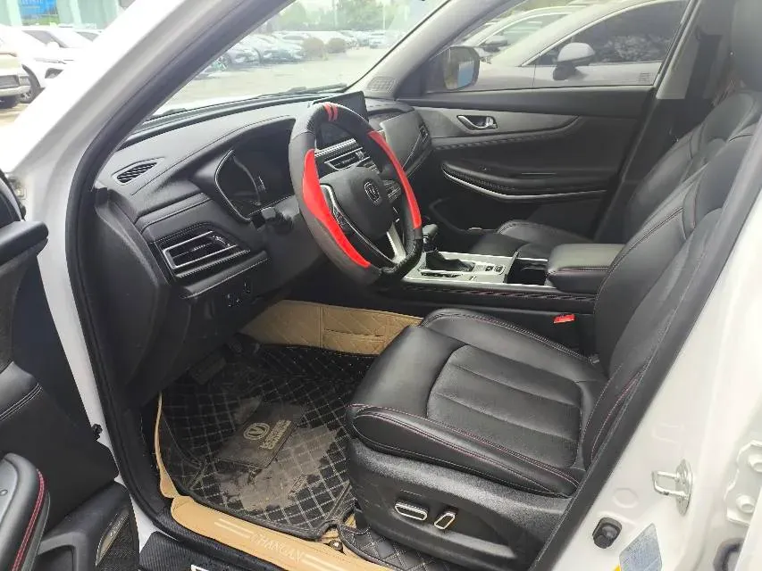 2022 ChangAn CS75 1.5T 180HP L4 7DCT,autocango,china used car exporter,china ev exporter,chinese used car exporter,chinese used ev exporter