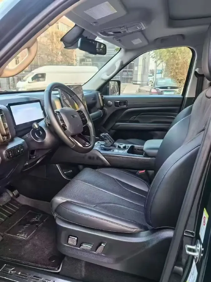 2024 Haval H9 2.4T 186HP L4 9AT,autocango,china used car exporter,china ev exporter,chinese used car exporter,chinese used ev exporter