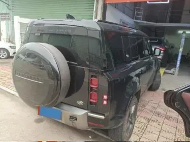 2024 Land Rover Defender 3.0T 400HP L6 8AT,autocango,china used car exporter,china ev exporter,chinese used car exporter,chinese used ev exporter