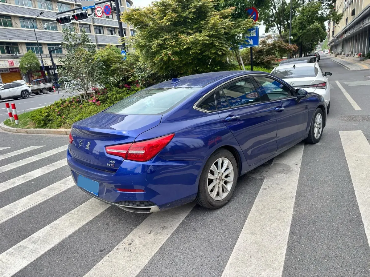 2019 HongQi H5 1.8T 180HP L4 6AT,autocango,china used car exporter,china ev exporter,chinese used car exporter,chinese used ev exporter