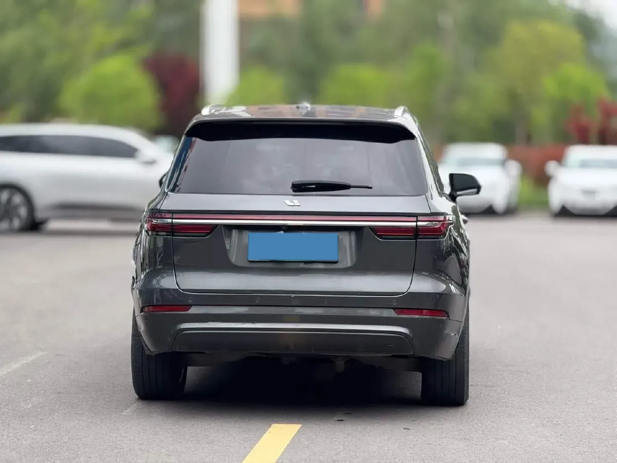 2020 Li ONE Range Extended 131HP REEV 40.5KWH,autocango,china used car exporter,china ev exporter,chinese used car exporter,chinese used ev exporter