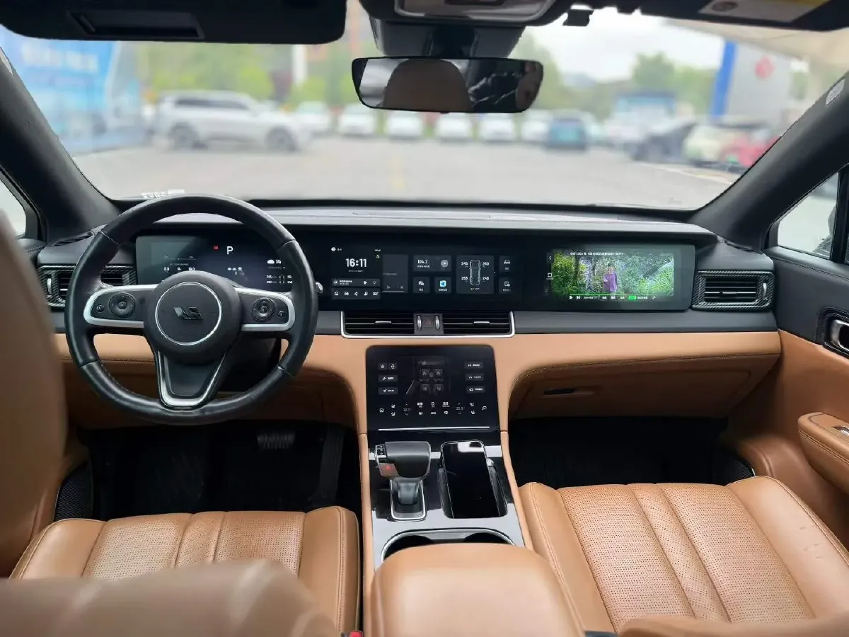 2020 Li ONE Range Extended 131HP REEV 40.5KWH,autocango,china used car exporter,china ev exporter,chinese used car exporter,chinese used ev exporter