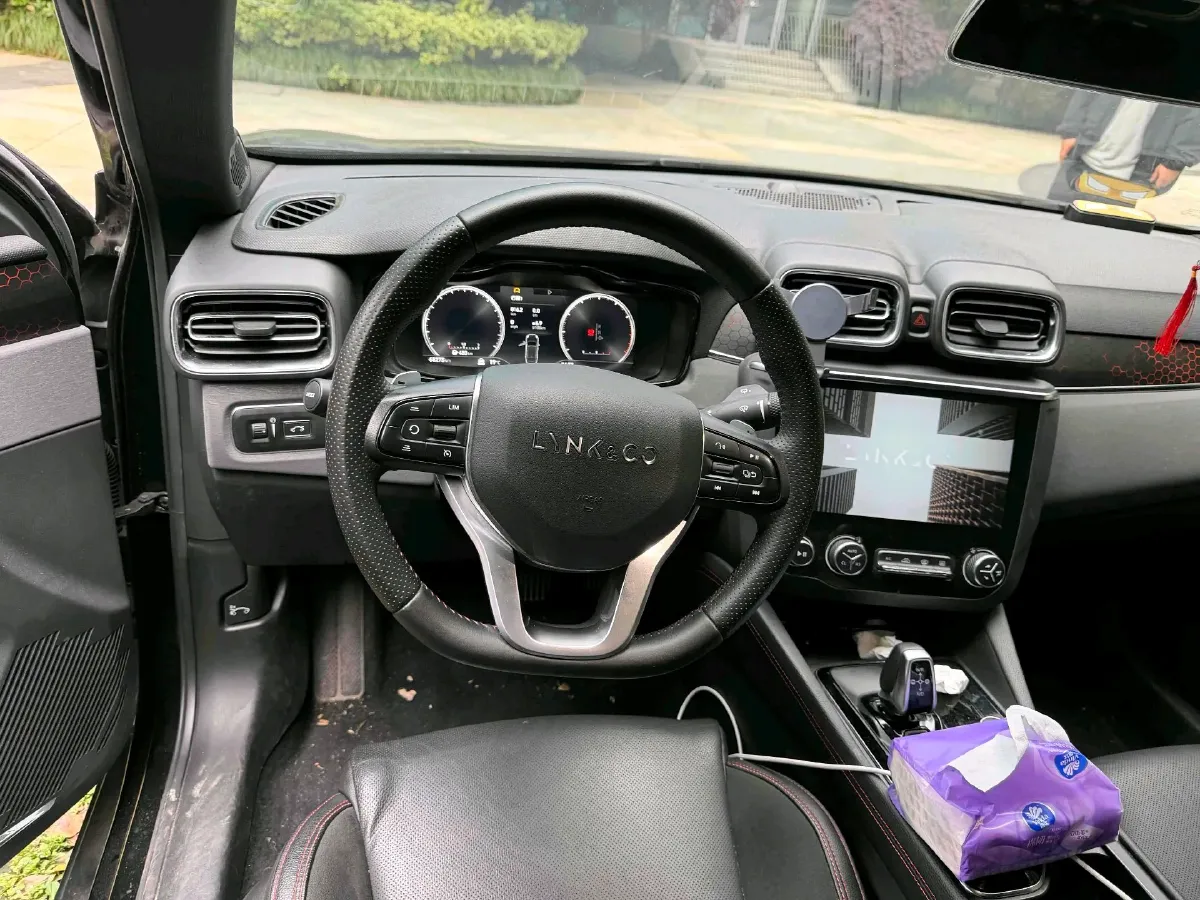 2019 Qoros 5 1.6T 197HP L4 7DCT,autocango,china used car exporter,china ev exporter,chinese used car exporter,chinese used ev exporter