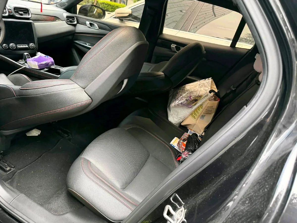 2019 Qoros 5 1.6T 197HP L4 7DCT,autocango,china used car exporter,china ev exporter,chinese used car exporter,chinese used ev exporter