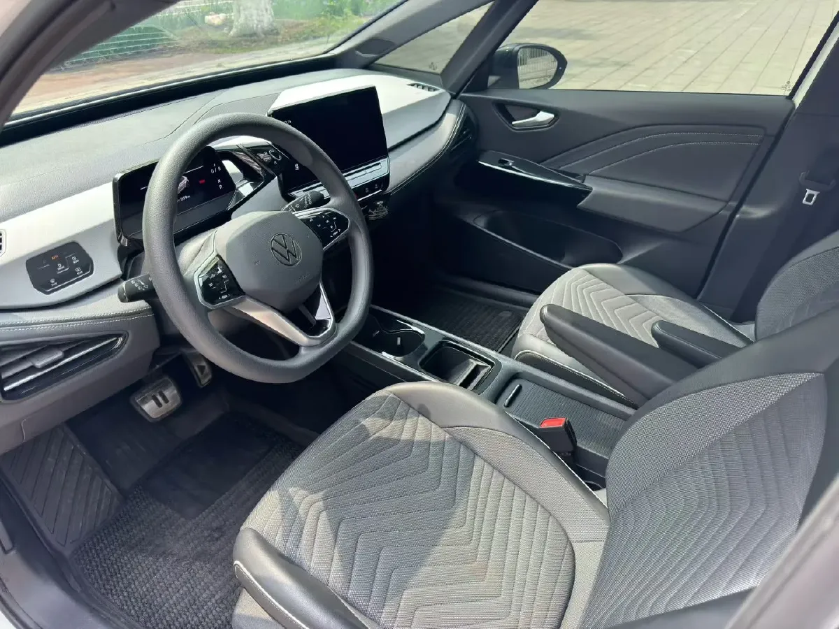 2024 Volkswagen ID.3 BEV 52.8KWH,autocango,china used car exporter,china ev exporter,chinese used car exporter,chinese used ev exporter