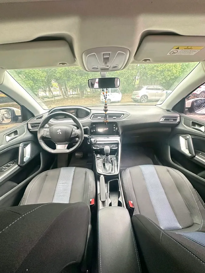 2018 Peugeot 308 1.6L 117HP L4 6AT,autocango,china used car exporter,china ev exporter,chinese used car exporter,chinese used ev exporter
