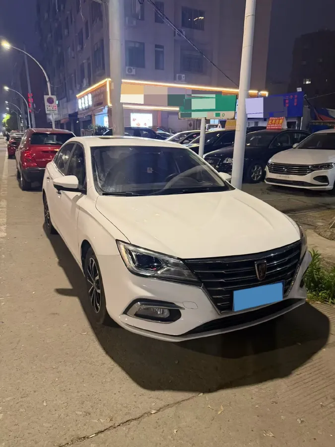 2020 Roewe i5 1.5L 120HP L4 CVT,autocango,china used car exporter,china ev exporter,chinese used car exporter,chinese used ev exporter