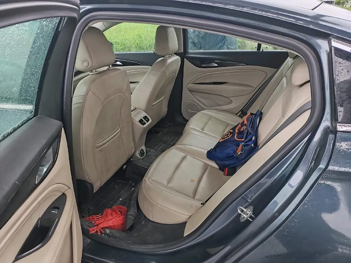 2020 Buick Regal 1.5T 169HP L4 9AT,autocango,china used car exporter,china ev exporter,chinese used car exporter,chinese used ev exporter