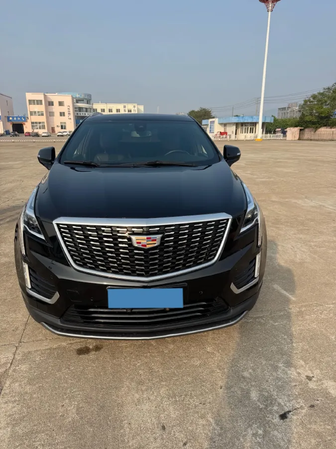 2022 Cadillac XT5 2.0T 237HP L4 9AT,autocango,china used car exporter,china ev exporter,chinese used car exporter,chinese used ev exporter