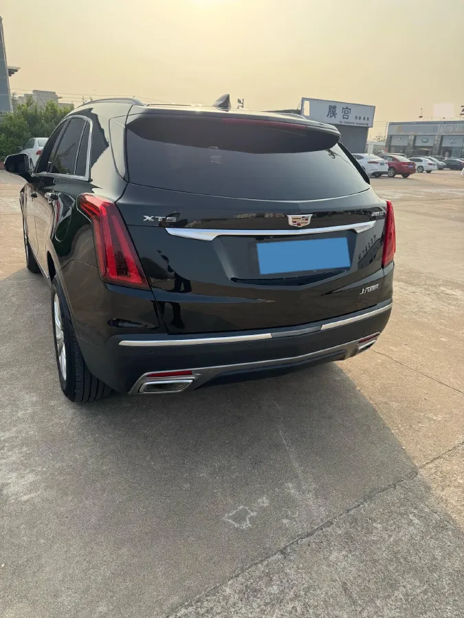 2022 Cadillac XT5 2.0T 237HP L4 9AT,autocango,china used car exporter,china ev exporter,chinese used car exporter,chinese used ev exporter