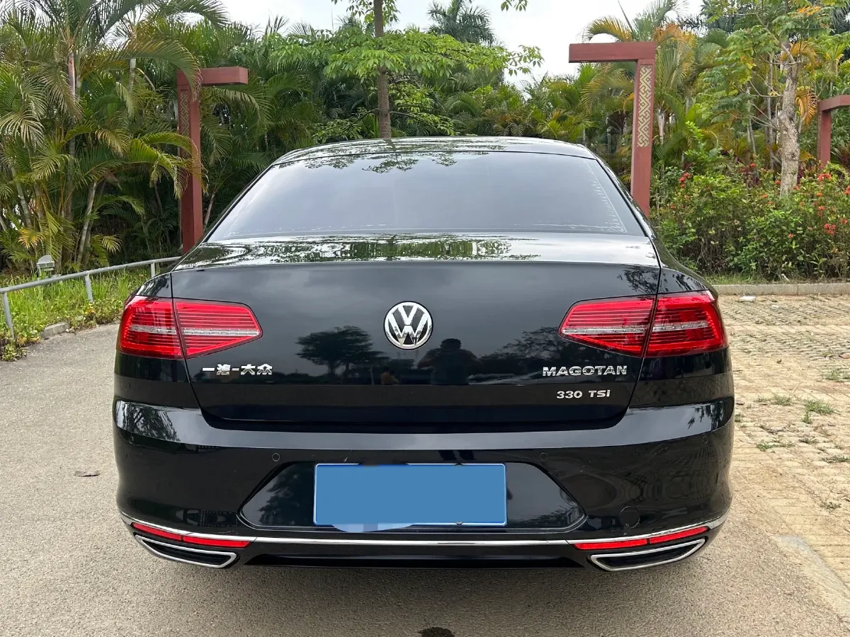 2017 Volkswagen Magotan 1.8T 180HP L4 7DCT,autocango,china used car exporter,china ev exporter,chinese used car exporter,chinese used ev exporter
