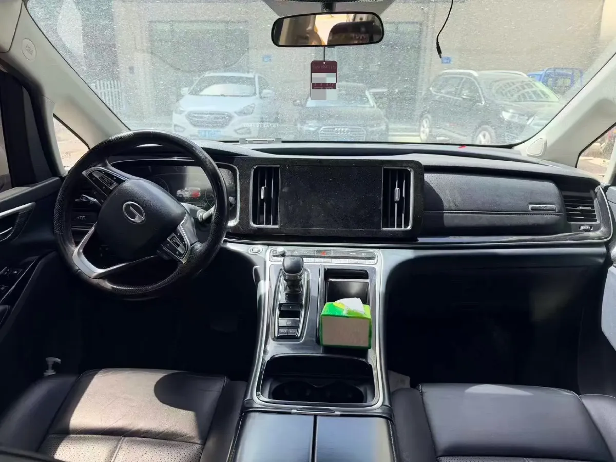 2021 GAC Trumpchi M8 2.0T 252HP L4 8AT,autocango,china used car exporter,china ev exporter,chinese used car exporter,chinese used ev exporter