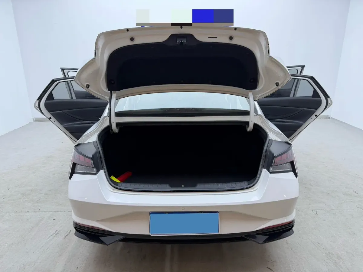 2022 Hyundai Elantra 1.5L 115HP L4 CVT,autocango,china used car exporter,china ev exporter,chinese used car exporter,chinese used ev exporter