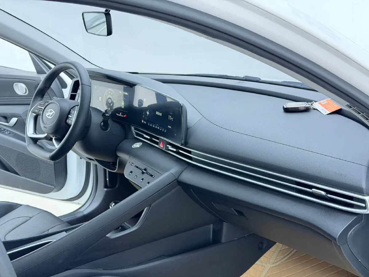 2022 Hyundai Elantra 1.5L 115HP L4 CVT,autocango,china used car exporter,china ev exporter,chinese used car exporter,chinese used ev exporter