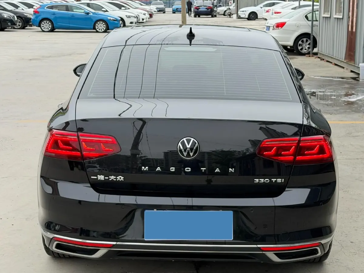2020 Volkswagen Magotan 2.0T 186HP L4 7DCT,autocango,china used car exporter,china ev exporter,chinese used car exporter,chinese used ev exporter