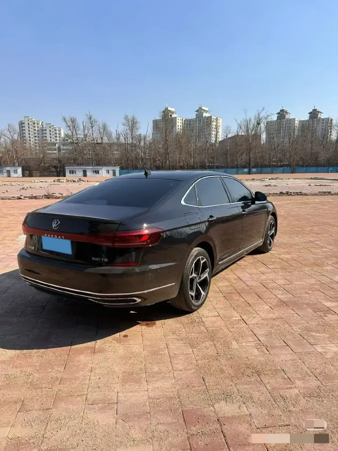 2025 Volkswagen Passat 2.0T 220HP L4 7DCT,autocango,china used car exporter,china ev exporter,chinese used car exporter,chinese used ev exporter