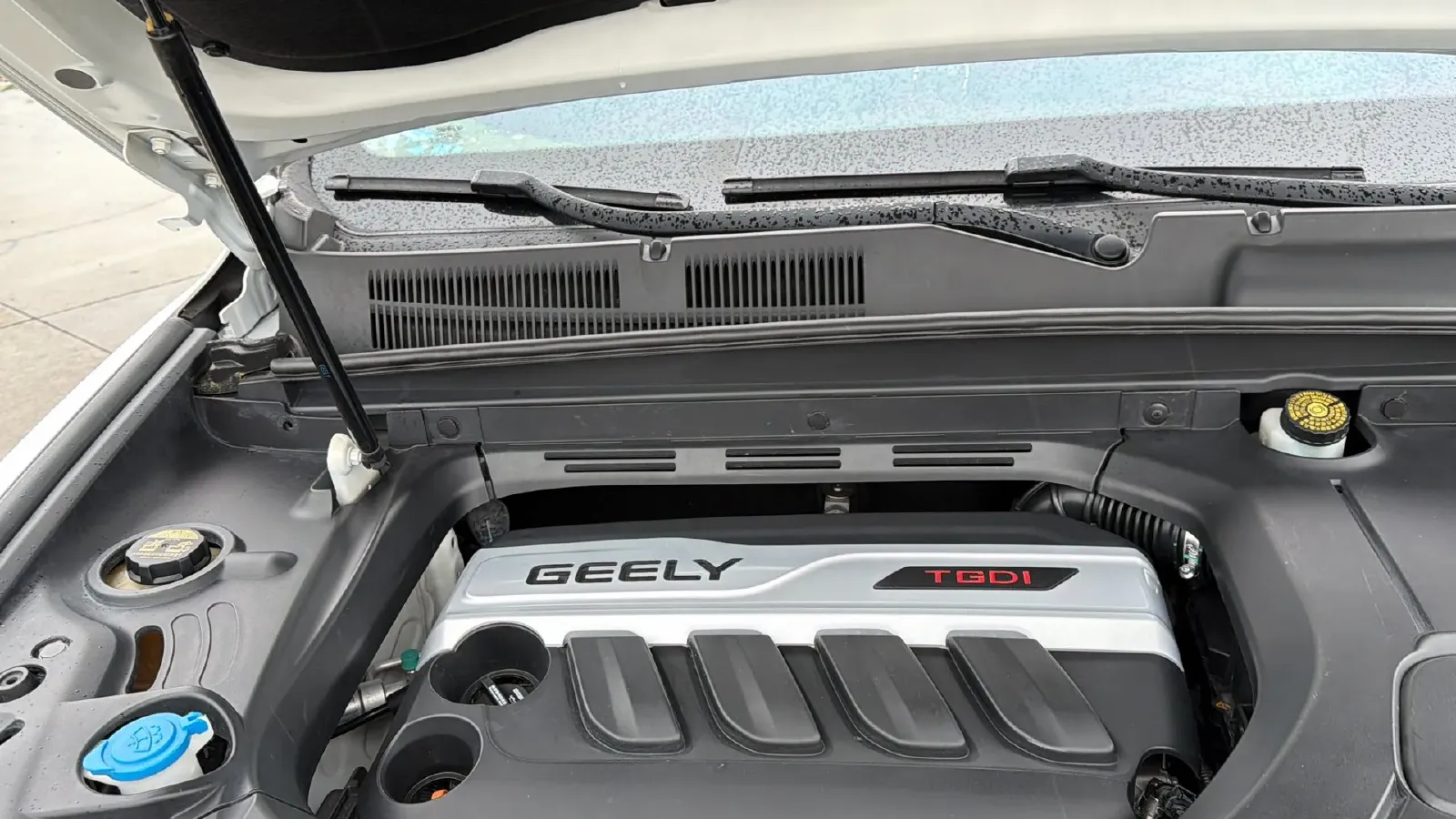 2018 Geely Azkarra 1.8T 184HP L4 6AT,autocango,china used car exporter,china ev exporter,chinese used car exporter,chinese used ev exporter