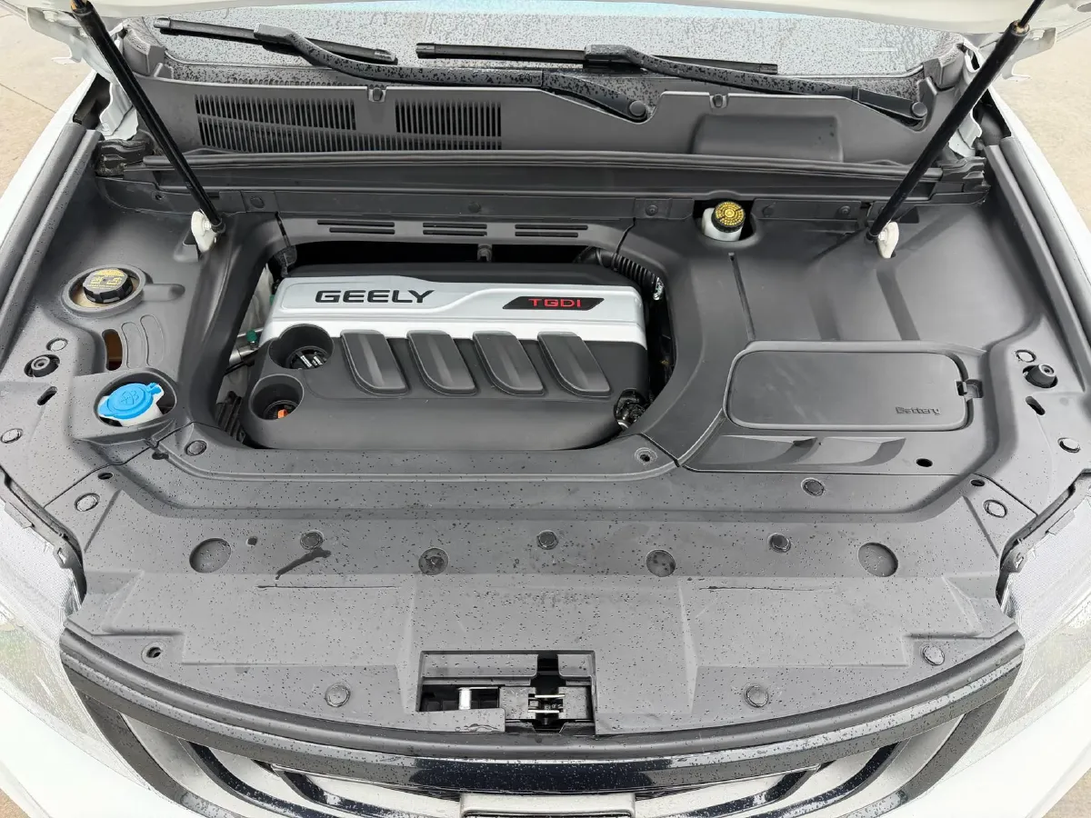 2018 Geely Azkarra 1.8T 184HP L4 6AT,autocango,china used car exporter,china ev exporter,chinese used car exporter,chinese used ev exporter