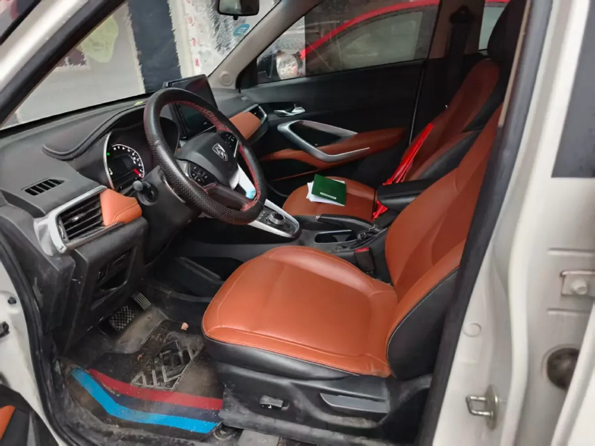 2017 BaoJun 510 1.5L 112HP L4 6MT,autocango,china used car exporter,china ev exporter,chinese used car exporter,chinese used ev exporter