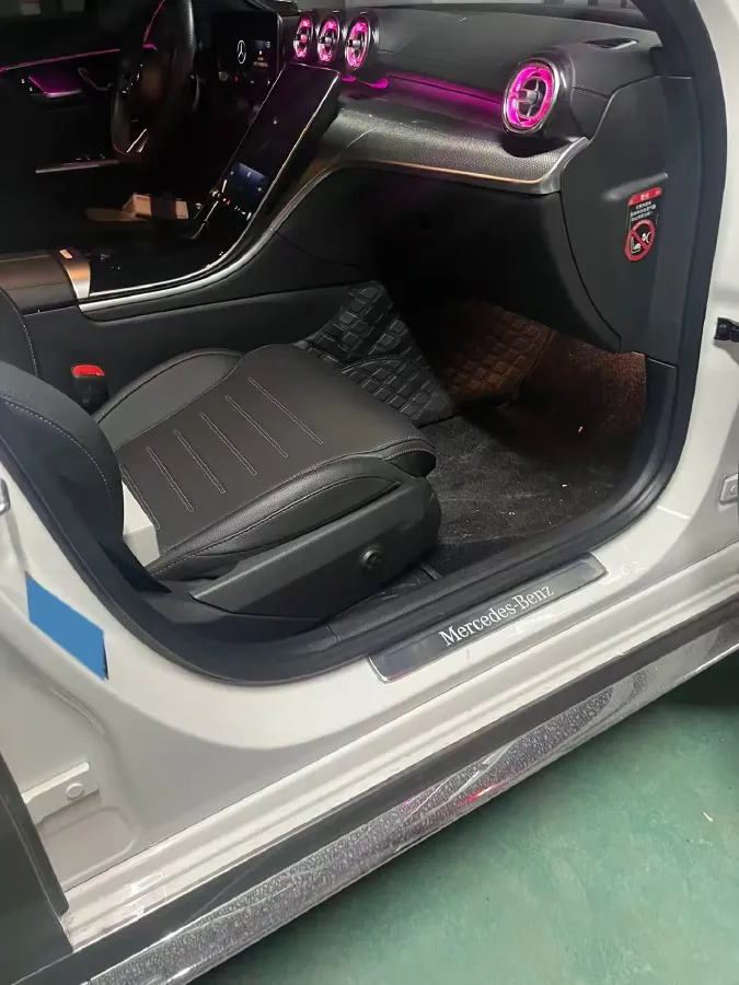 2023 Mercedes-Benz C Class 1.5T 204HP L4 9AT,autocango,china used car exporter,china ev exporter,chinese used car exporter,chinese used ev exporter