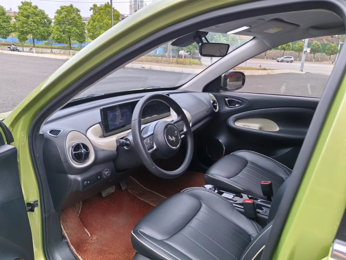 2023 WuLing BinGuo BEV 31.9KWH,autocango,china used car exporter,china ev exporter,chinese used car exporter,chinese used ev exporter