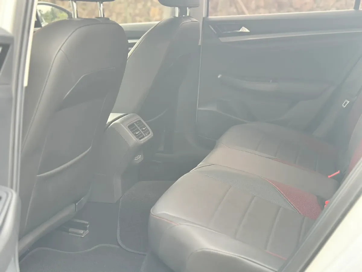 2020 Volkswagen Bora 1.5L 113HP L4 6AT,autocango,china used car exporter,china ev exporter,chinese used car exporter,chinese used ev exporter