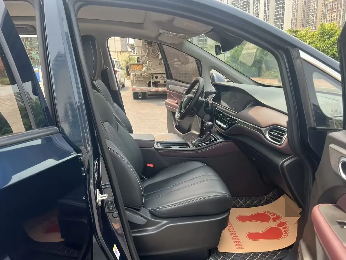 2021 GAC Trumpchi M6 1.5T 169HP L4 7DCT,autocango,china used car exporter,china ev exporter,chinese used car exporter,chinese used ev exporter