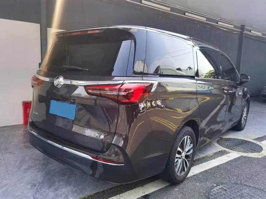 2021 Buick GL8 2.0T 237HP L4 9AT,autocango,china used car exporter,china ev exporter,chinese used car exporter,chinese used ev exporter