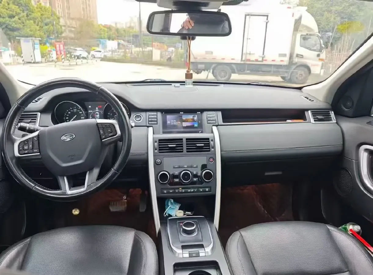 2018 Land Rover Discovery Sport 2.0T 241HP L4 9AT,autocango,china used car exporter,china ev exporter,chinese used car exporter,chinese used ev exporter