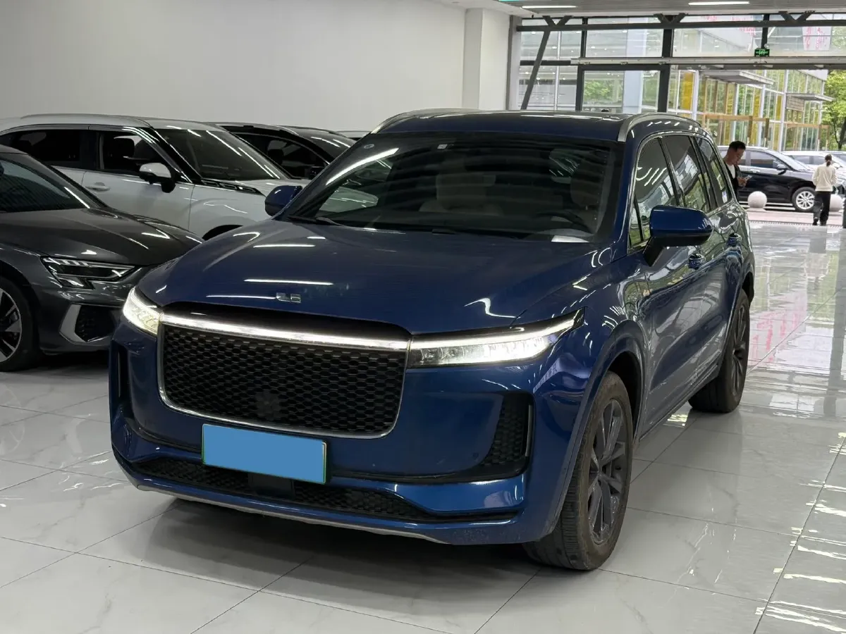 2020 Li ONE Range Extended 131HP REEV 40.5KWH,autocango,china used car exporter,china ev exporter,chinese used car exporter,chinese used ev exporter